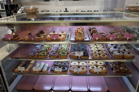 Barrio donas - Nov. 27, 2022 12:03 AM PT. Barrio Donas, a Clairemont Mesa bakery influenced by American donuts and Mexican conchas, is soon rolling into National City and Old Town with its fusion of cultures and ...